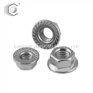 DIN6923 Гайка с фланец